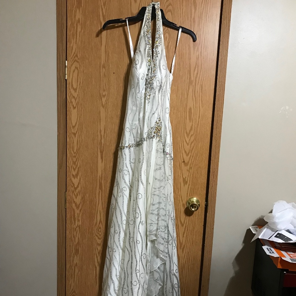 Tony Bowls Prom dress